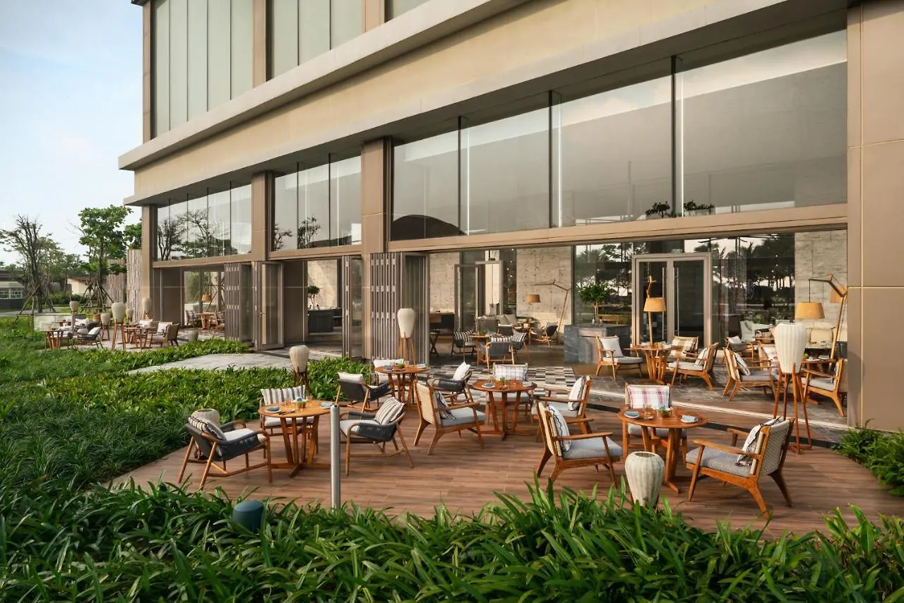 New World Hoiana Beach Resort Hoi An 5*,  Vietnam